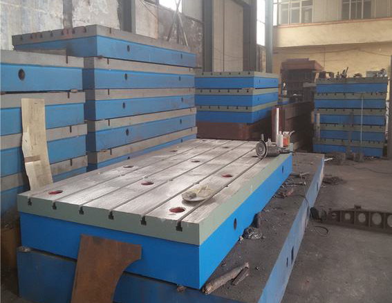 應(yīng)該怎樣解決鑄鐵平臺(tái)長時(shí)間使用后精度下降的問題呢